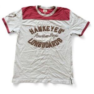 American Eagle Outfitters Gray and Maroon Graphic Tee